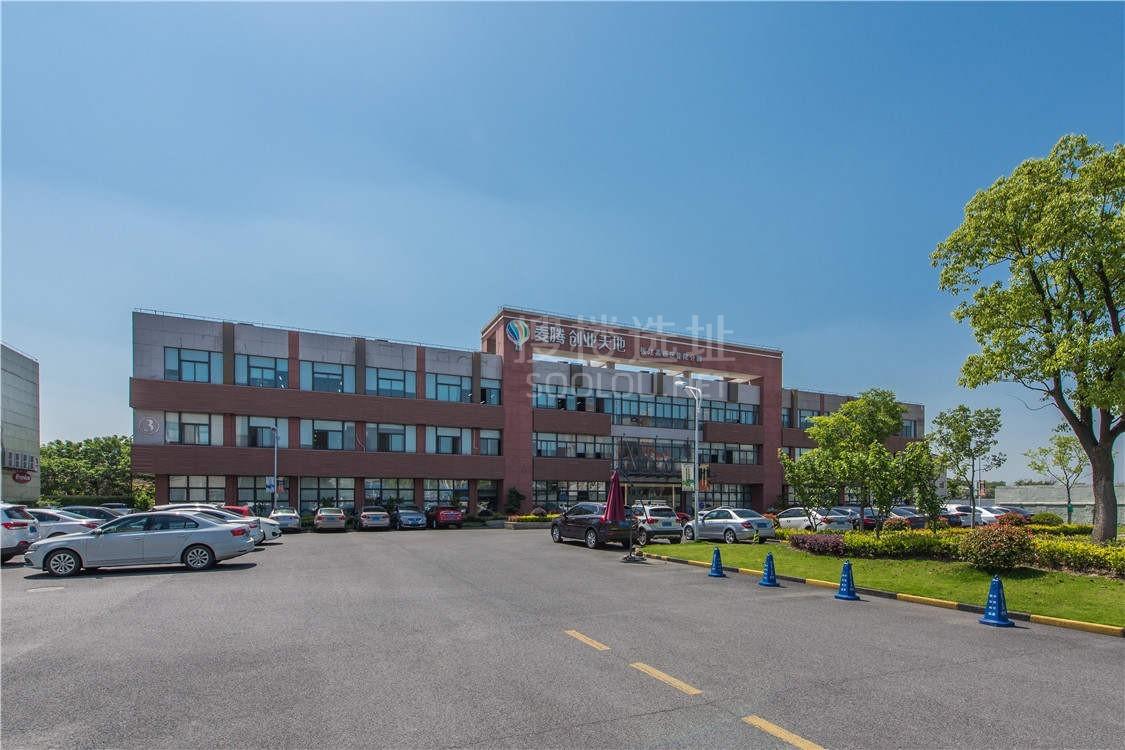 1588775186669650.jpg 7e831d64683f1a66f277fb206a9bd84e.jpg