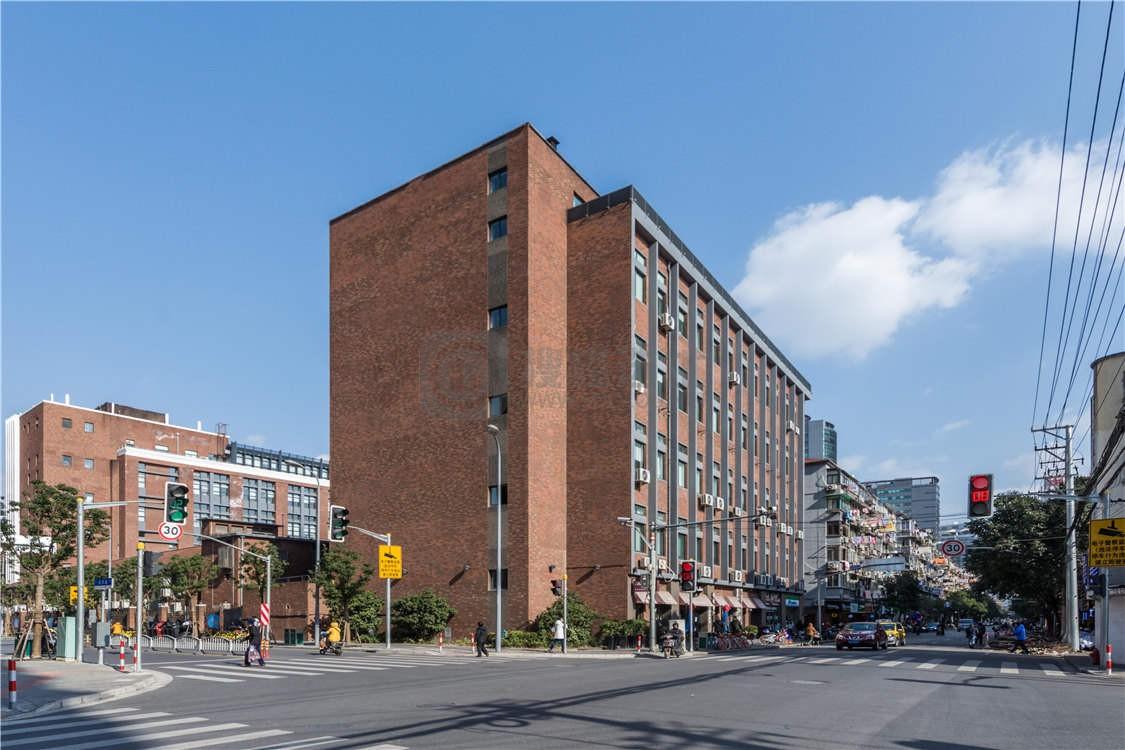 1641019369215641.jpg 9c6400c355870a8df58810ea0346a9e8.jpg